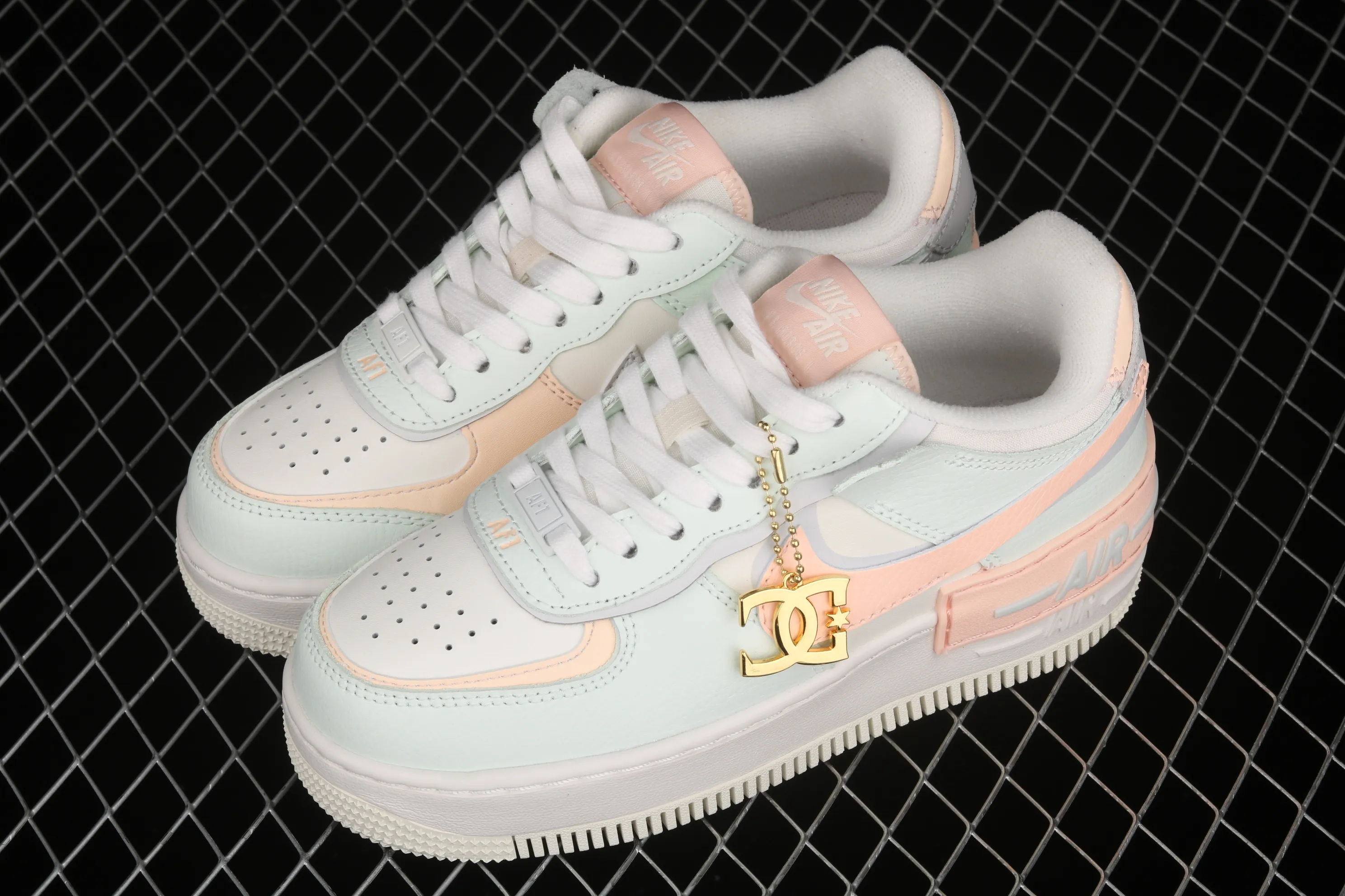 All Categories Nk Air Force 1 Air Force Series Nk Air Force 1 Shadow Air Force Lightweight Increased Corporate Level Nk Air Force 1 Shadow Air Force One Lightweight Increased Low Top Versatile Sneakers CU8591-104